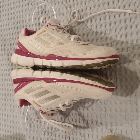 SALE Adizero Adidas Ladies Golf Shoes. Size 6.5 (#7) - Picture 3 of 4